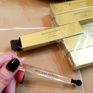 2 Bottega Veneta KNOT Eau Florale Perfume Samples